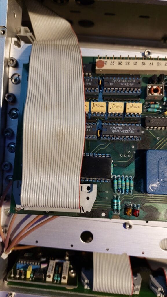 Batterie de sauvegarde et circuits voisins sur la carte CPU de l’ADRET 740A