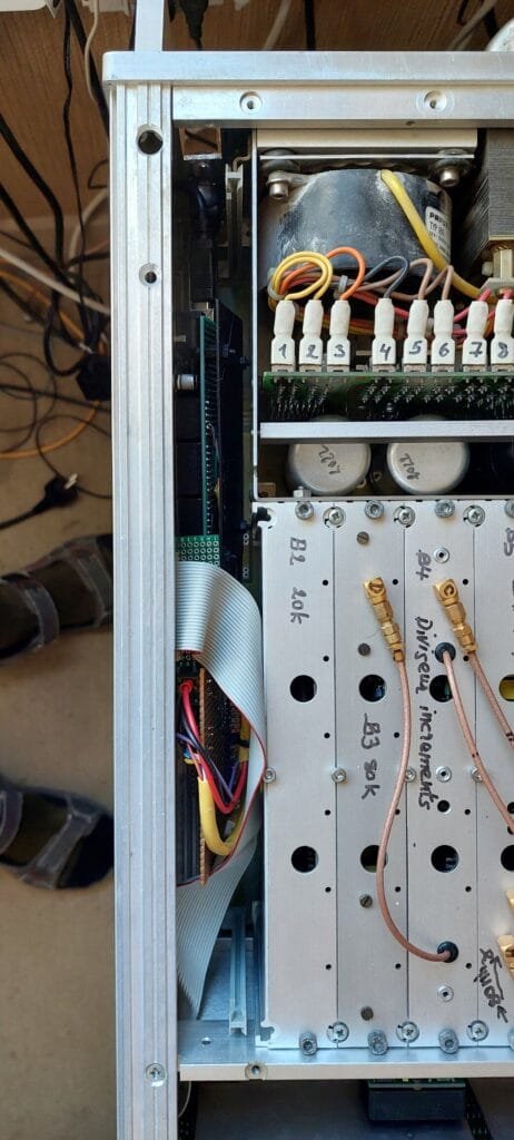 Nouvelle carte CPU Arduino Mega installée dans le châssis de l’ADRET 740A